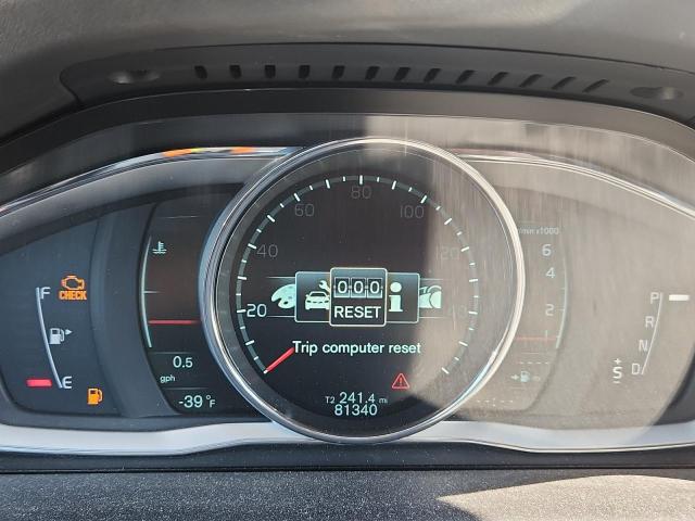 2015 VOLVO XC60 T6 PR YV4902RBXF2623241