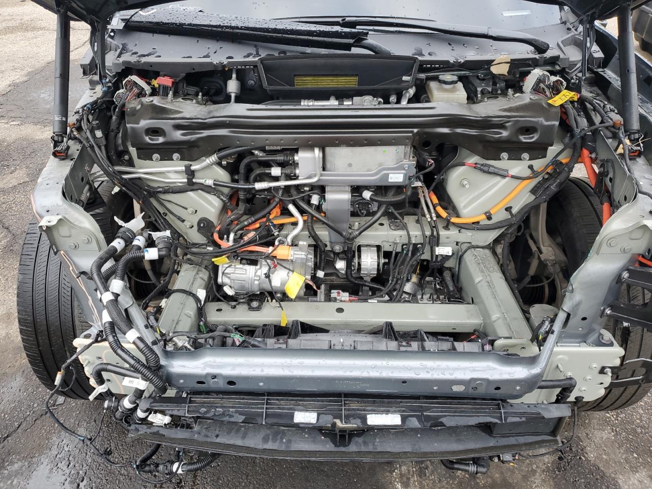 RIVIAN R1S ADVENTURE