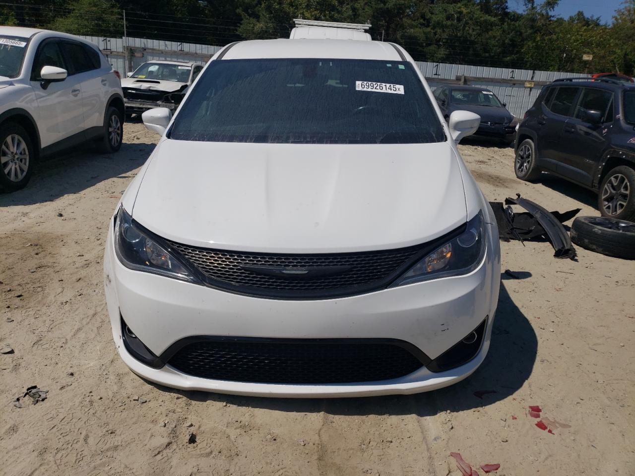 CHRYSLER PACIFICA TOURING PLUS