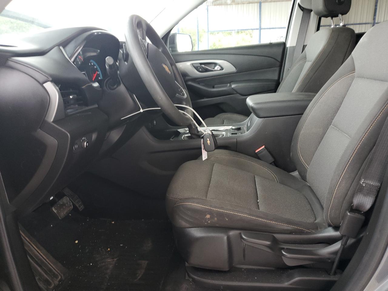 CHEVROLET TRAVERSE LS