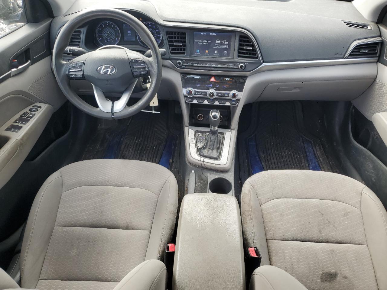 HYUNDAI ELANTRA SEL