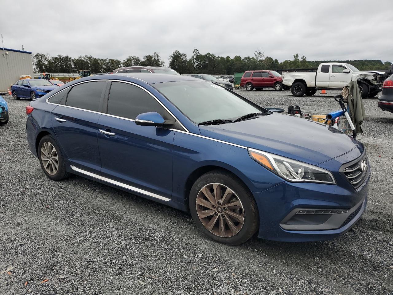 HYUNDAI SONATA SPORT