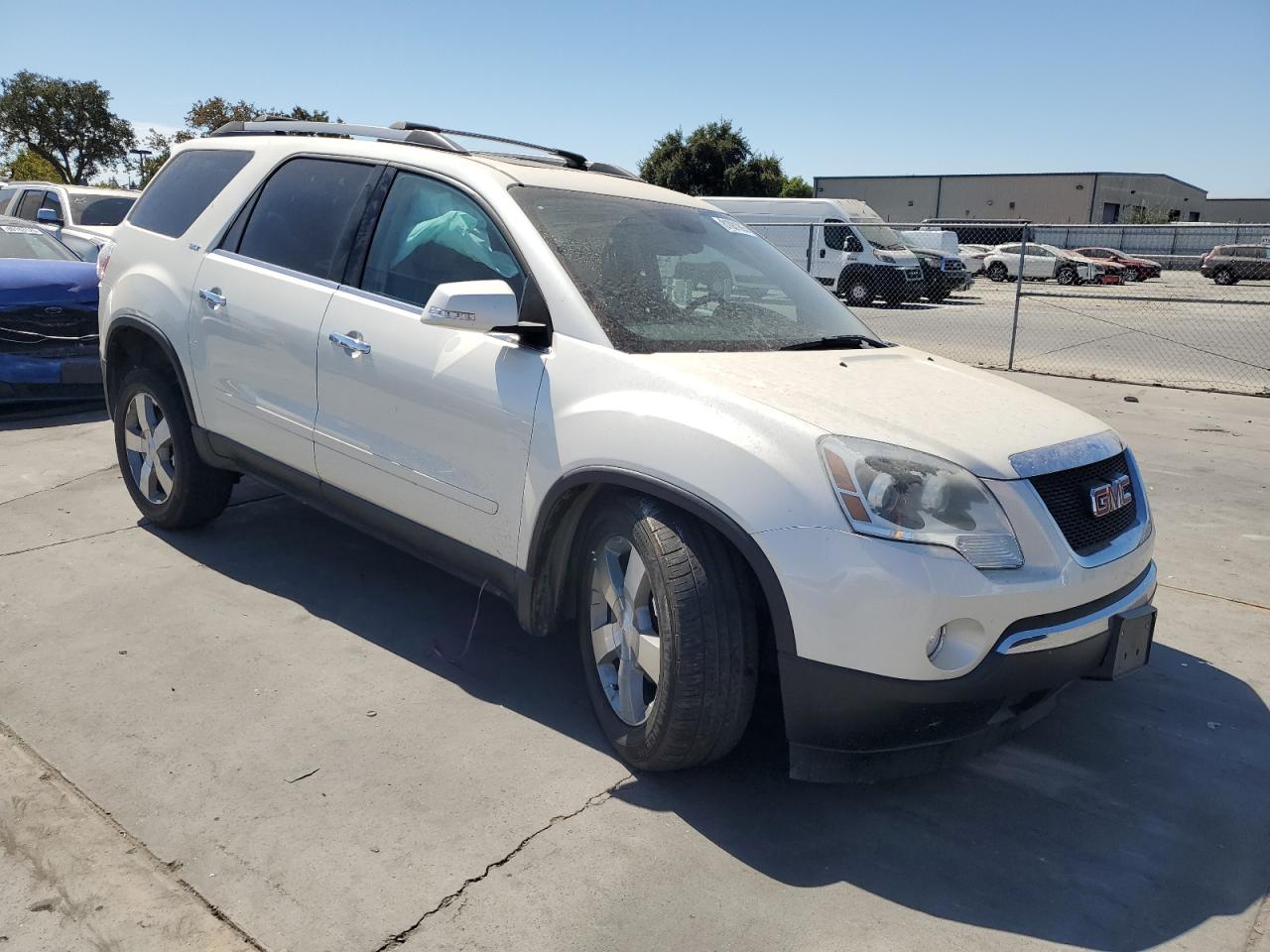 GMC ACADIA SLT-1