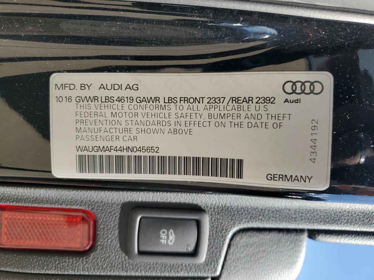 AUDI A4 ULTRA PREMIUM