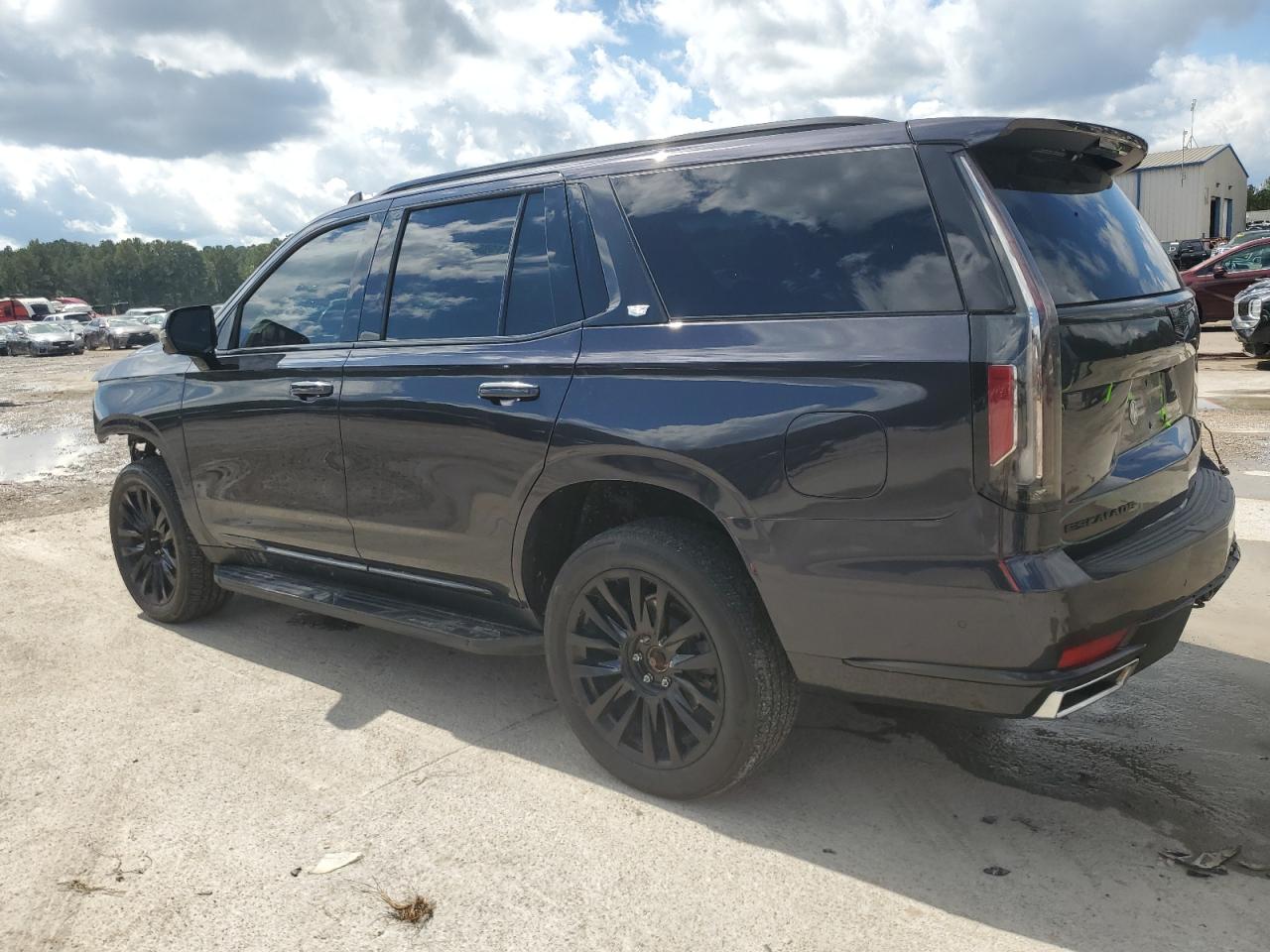 CADILLAC ESCALADE PREMIUM LUXURY