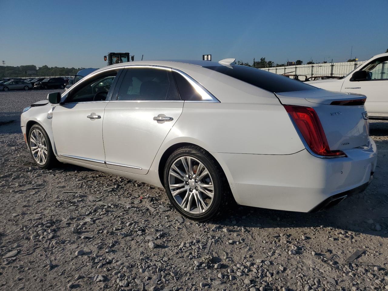 CADILLAC XTS LUXURY