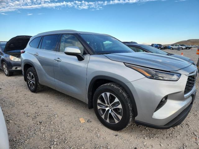 2022 TOYOTA HIGHLANDER 5TDGZRBH6NS595369