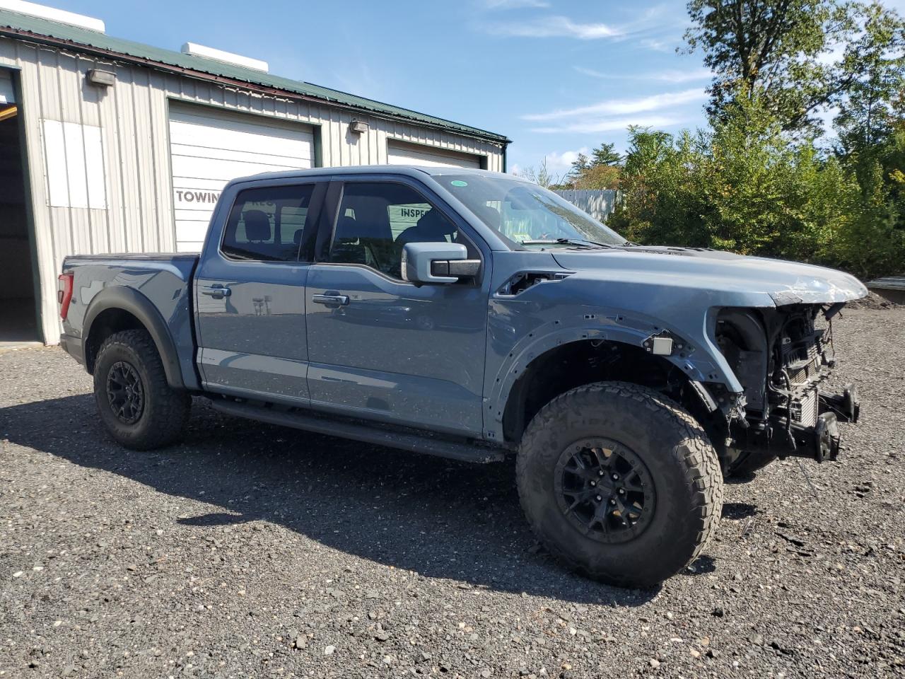 FORD F-150 RAPTOR