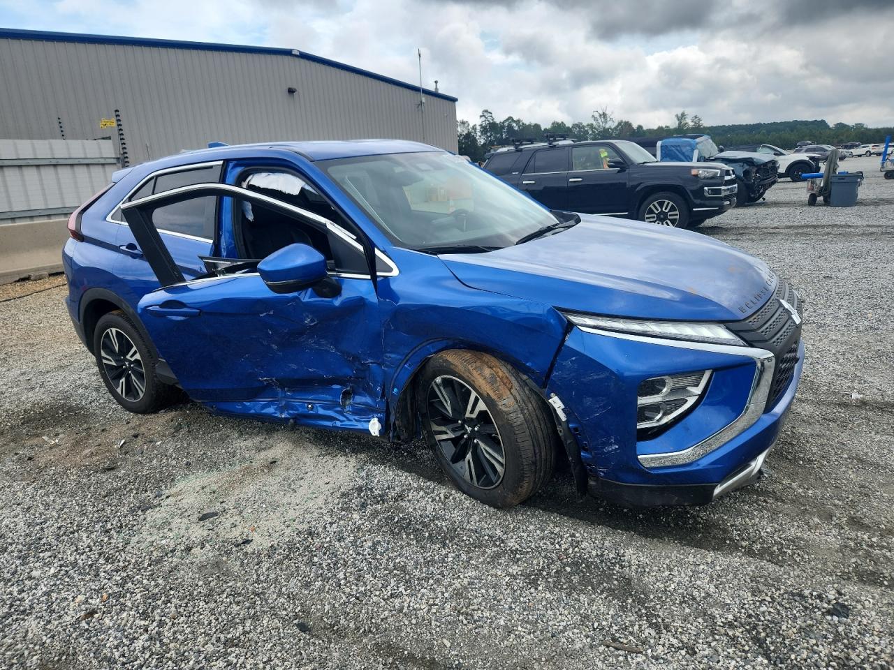 MITSUBISHI ECLIPSE SE