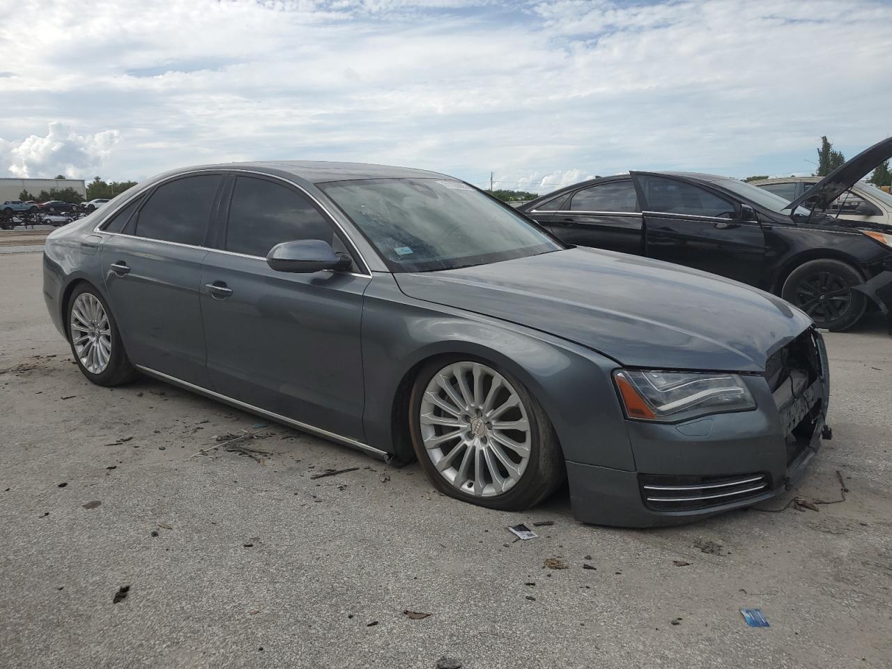 AUDI A8 QUATTRO