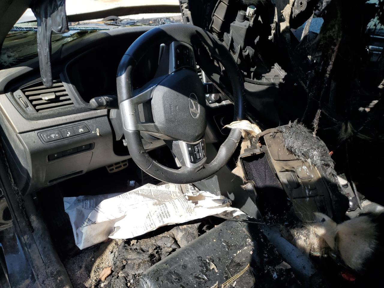 HYUNDAI SONATA SPORT