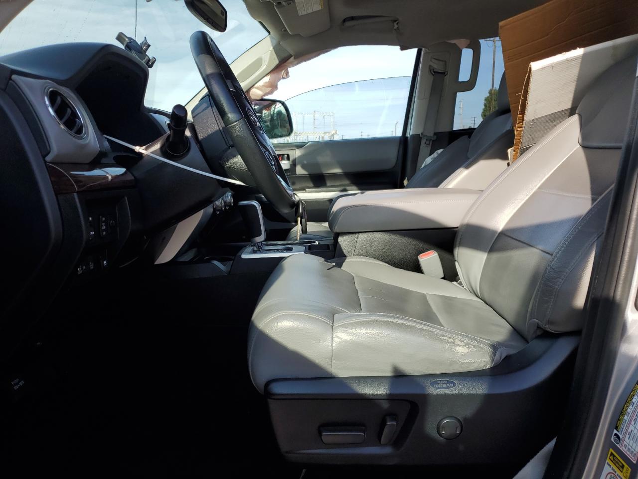 TOYOTA TUNDRA CREWMAX LIMITED