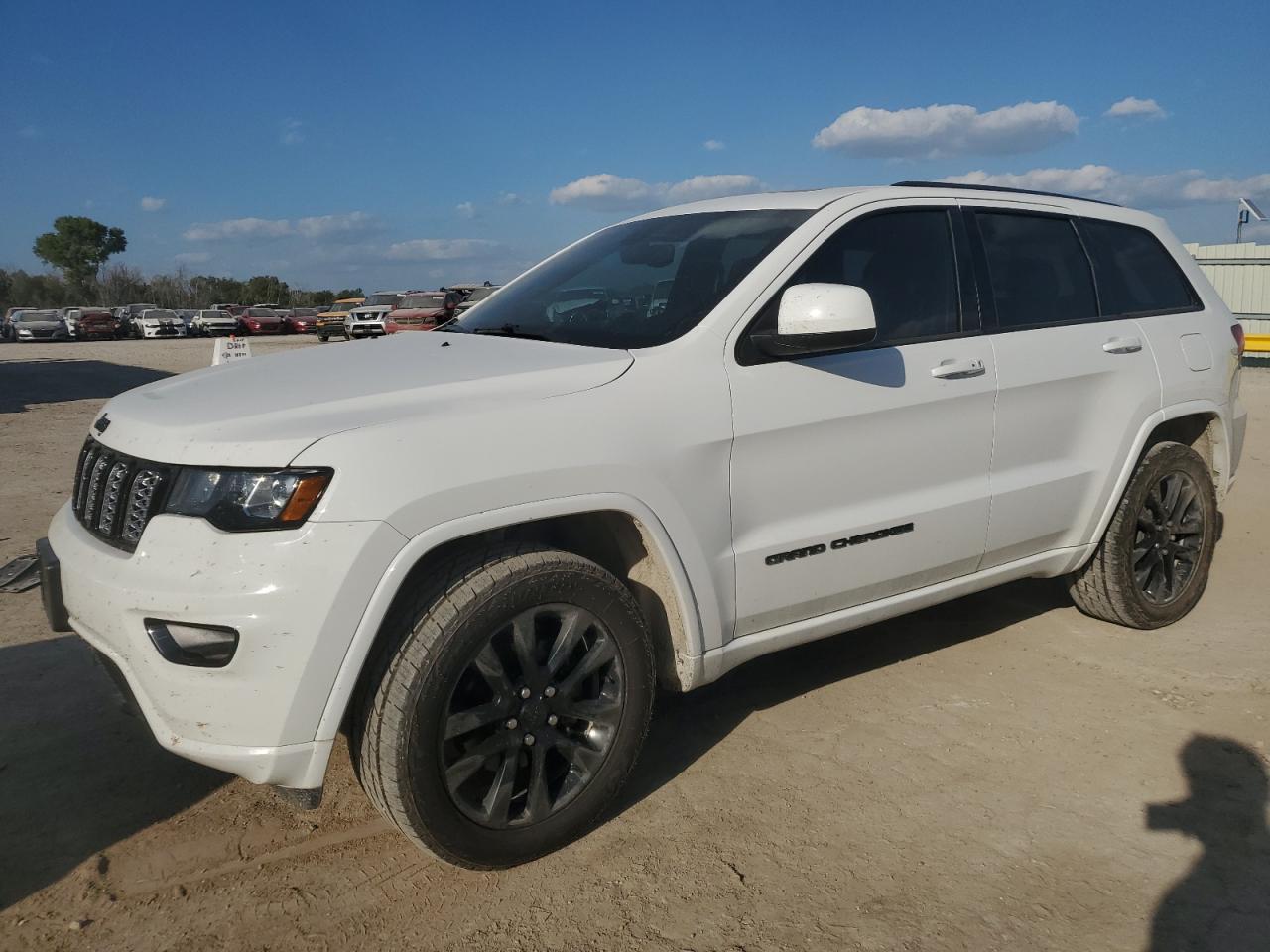 JEEP GRAND CHEROKEE LAREDO