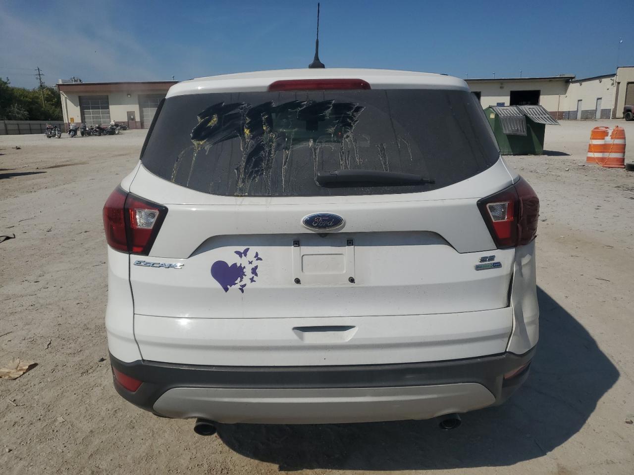 FORD ESCAPE SE