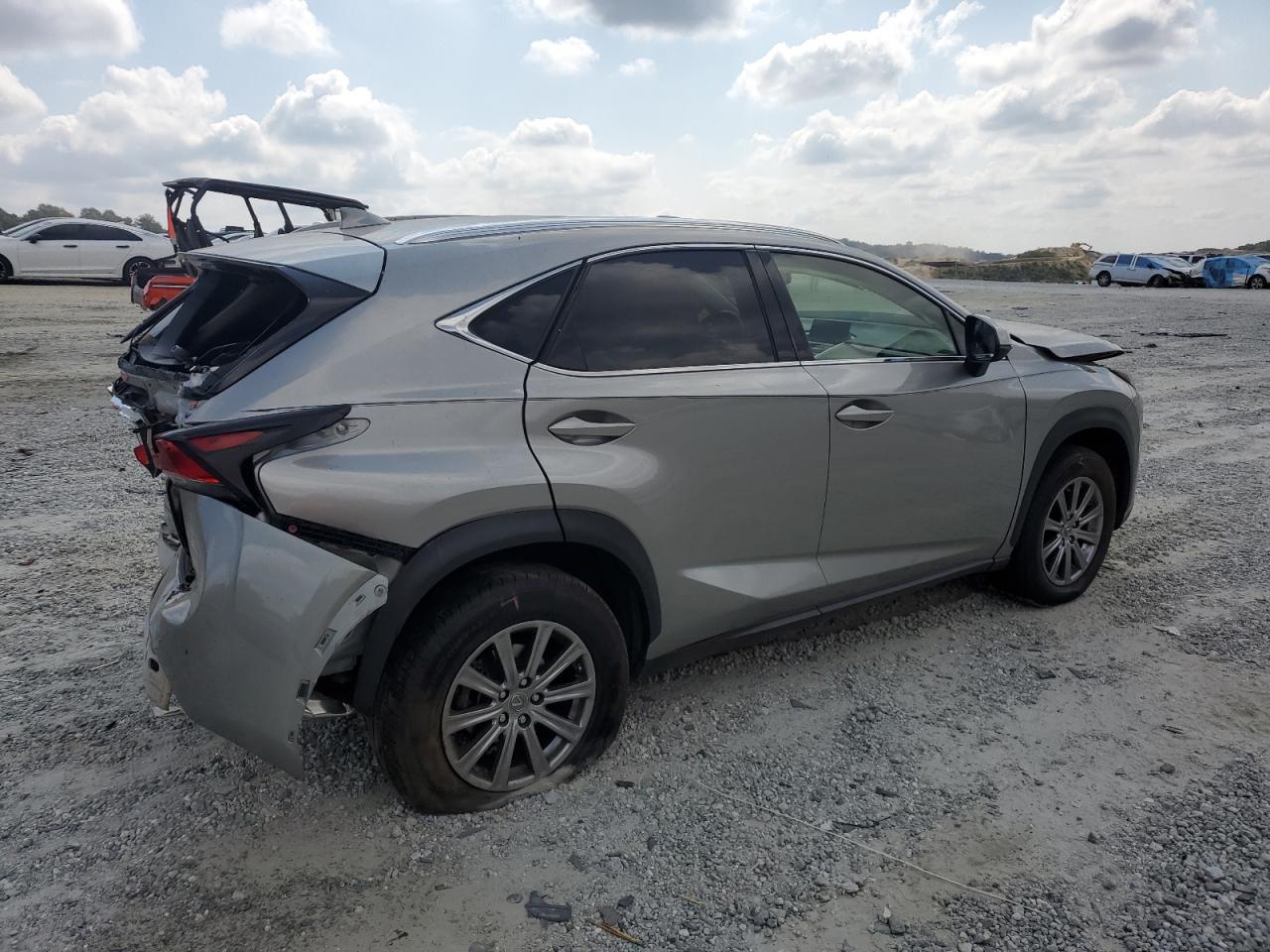 LEXUS NX 200T BASE