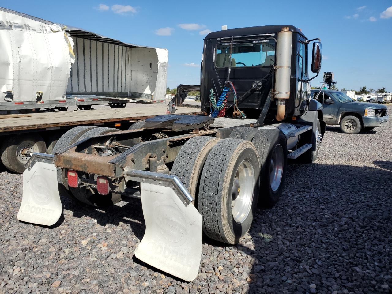 Lot #3270775855 2007 MACK 600 CXP600