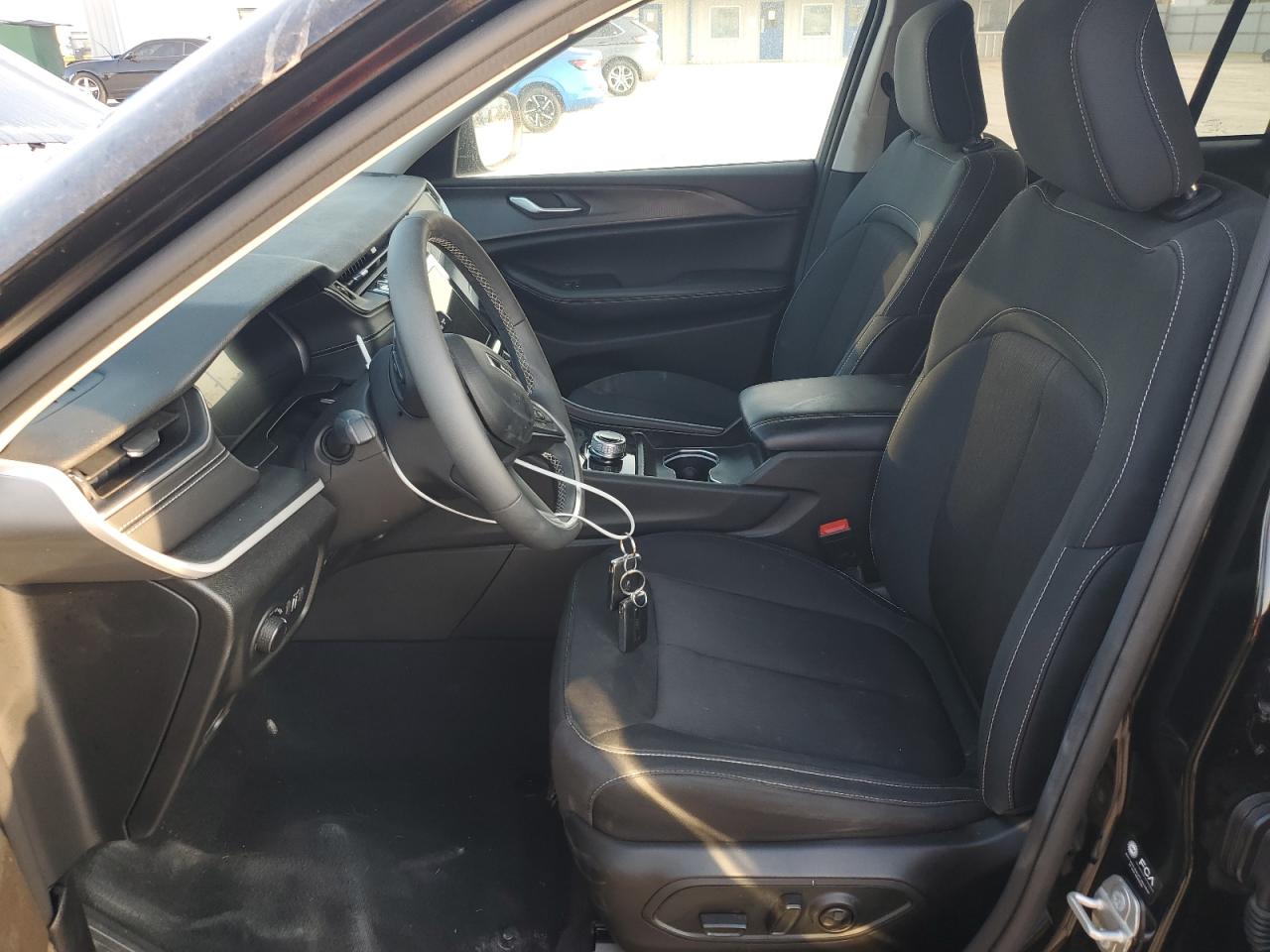 JEEP GRAND CHEROKEE LAREDO