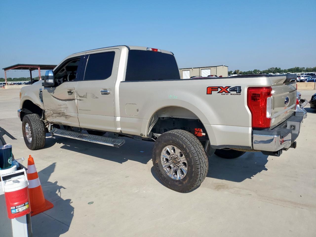 FORD F-250 SUPER DUTY