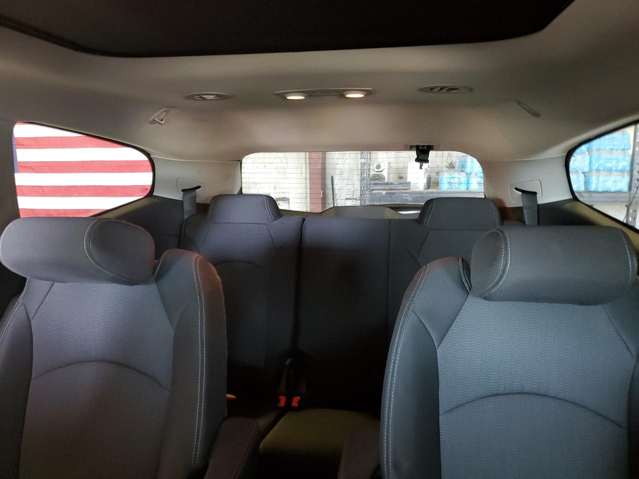 CHEVROLET TRAVERSE LT