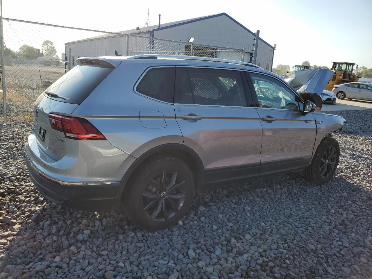 VOLKSWAGEN TIGUAN SE