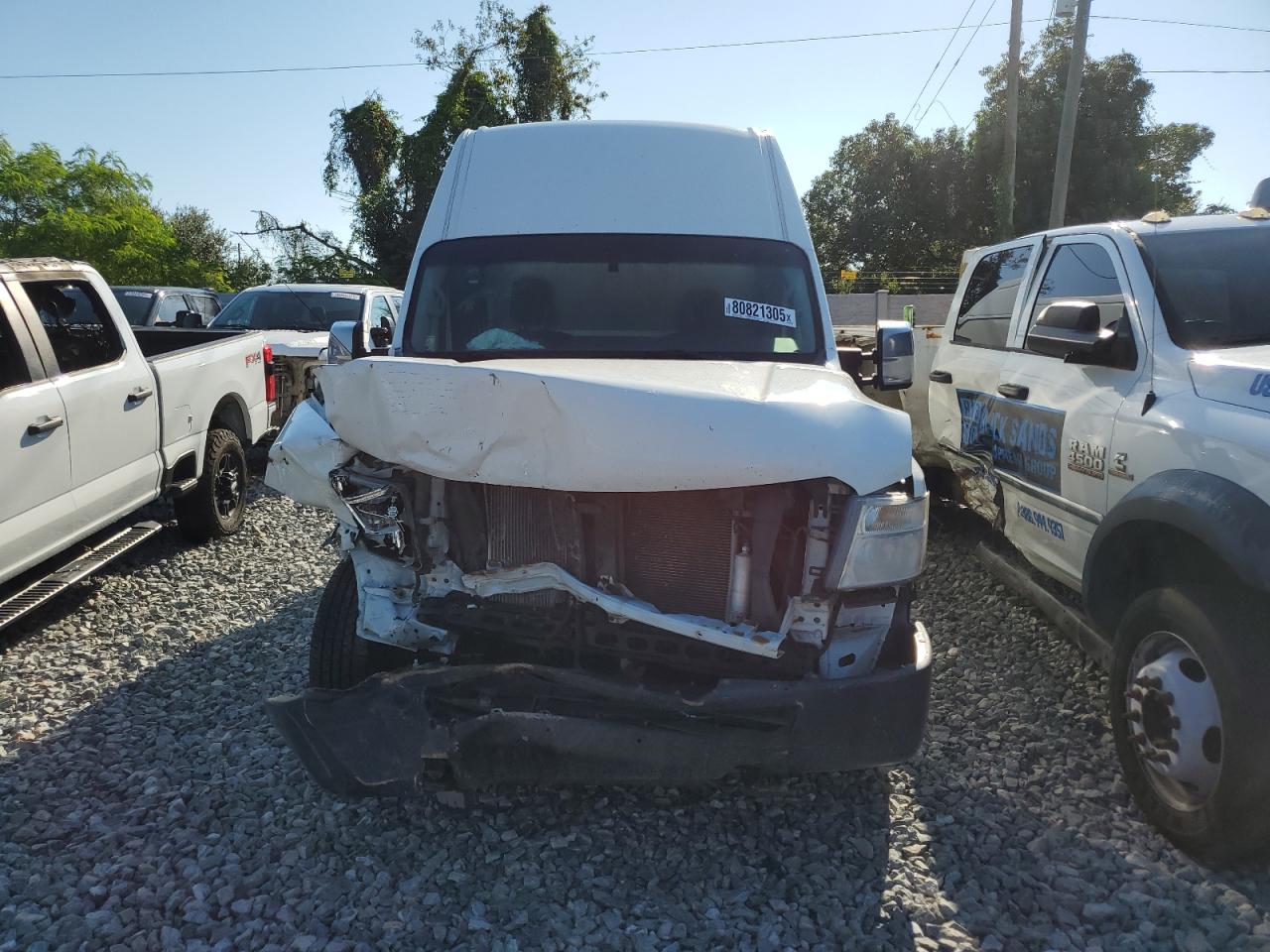 NISSAN NV2500 2500 S