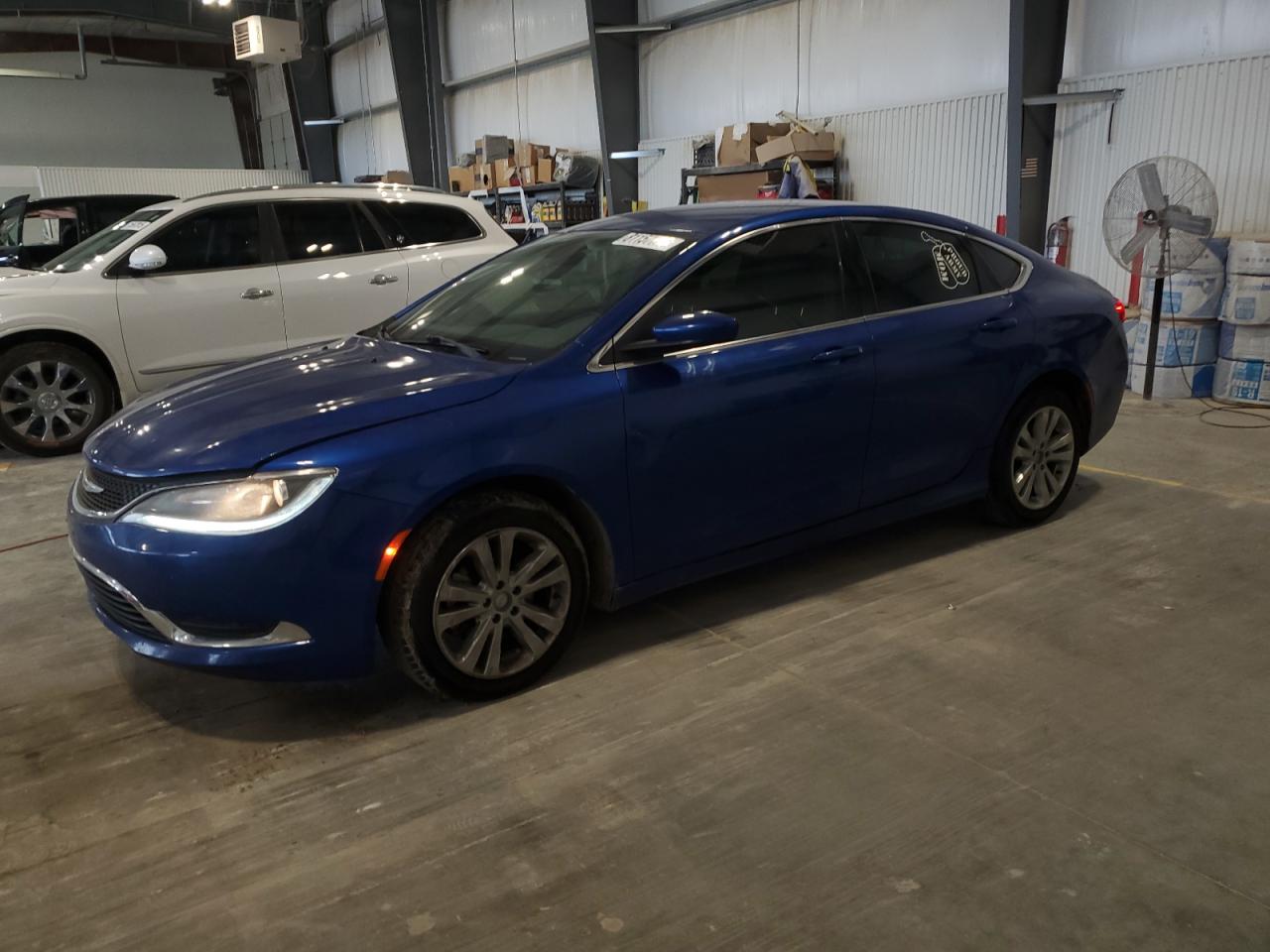 Salvage Chrysler 200