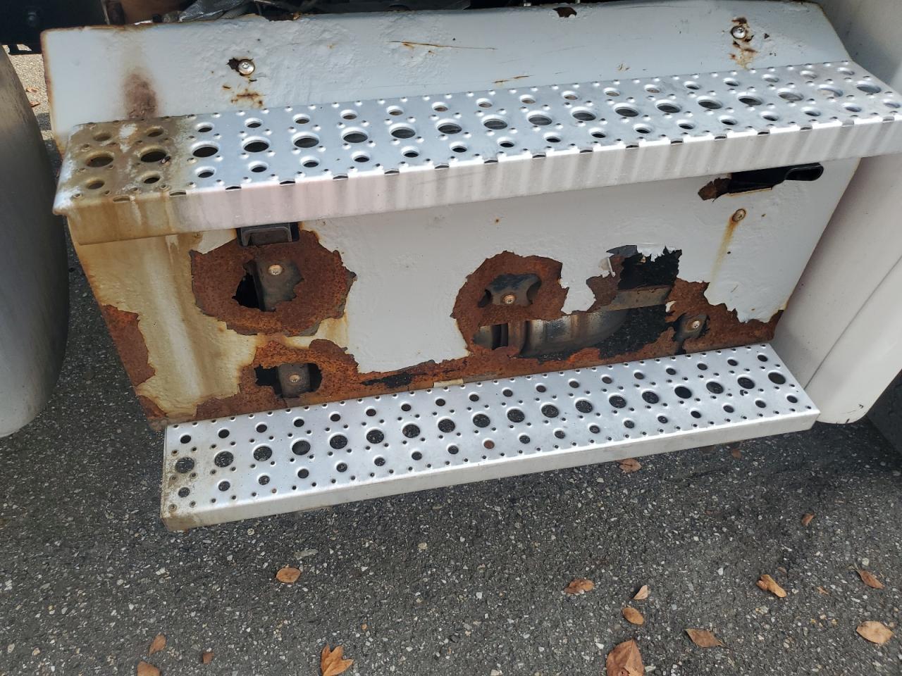 Lot #3279534254 2015 FREIGHTLINER M2