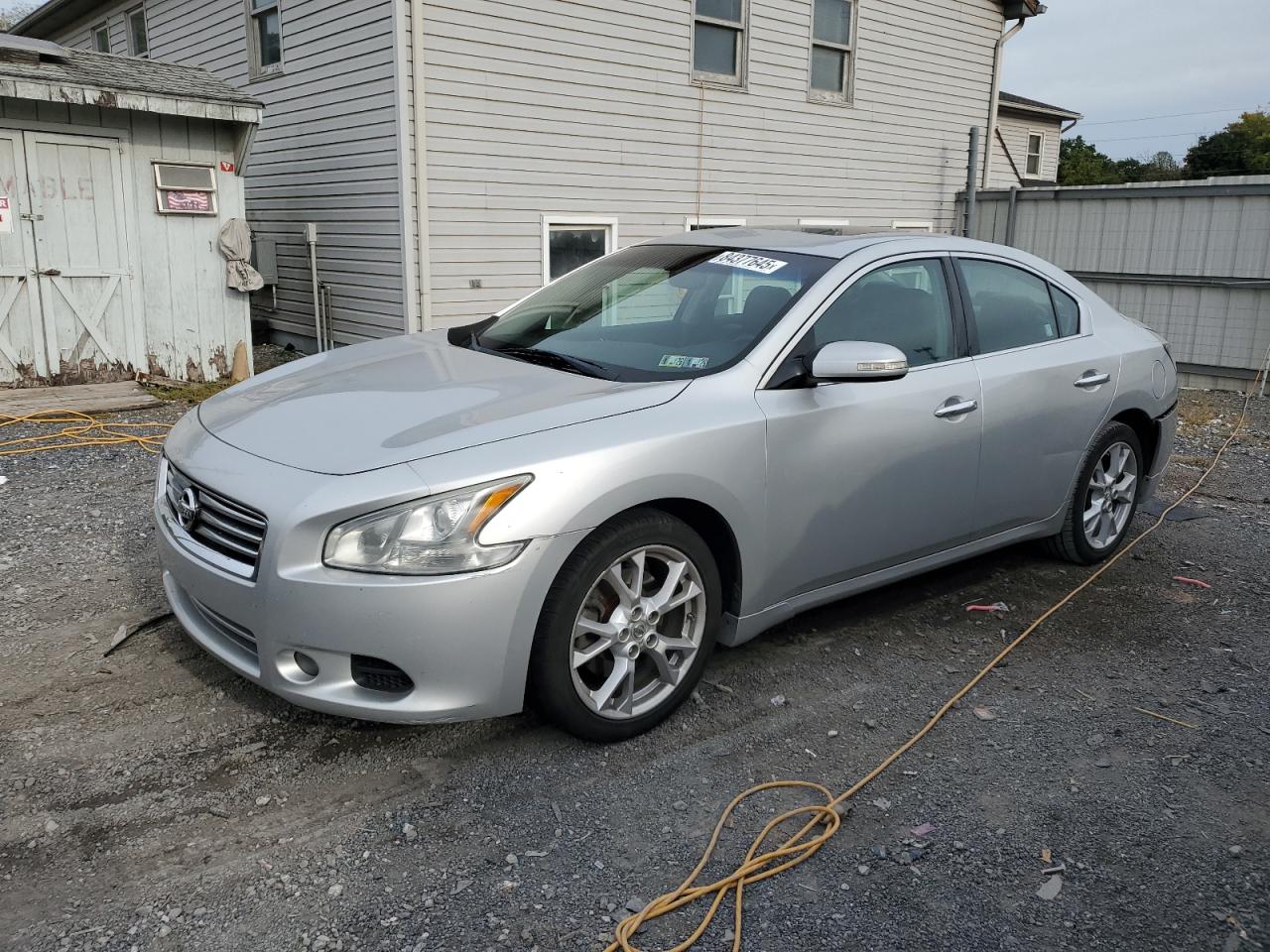 NISSAN MAXIMA S