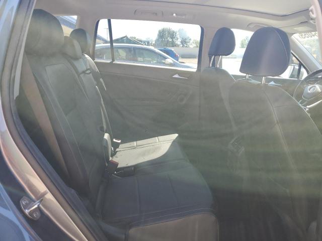 2019 VOLKSWAGEN TIGUAN SE - 3VV2B7AX4KM025637