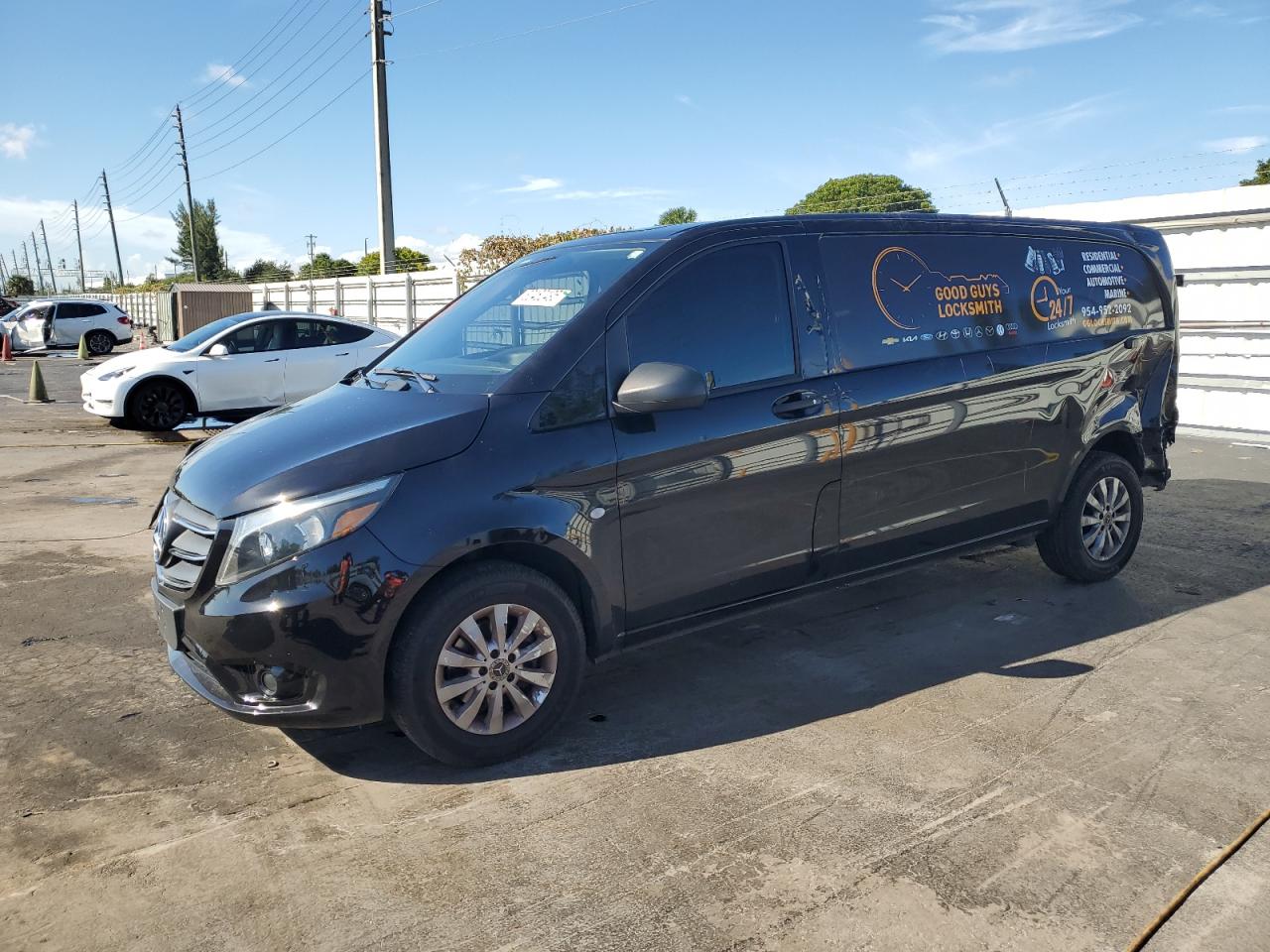 MERCEDES-BENZ METRIS