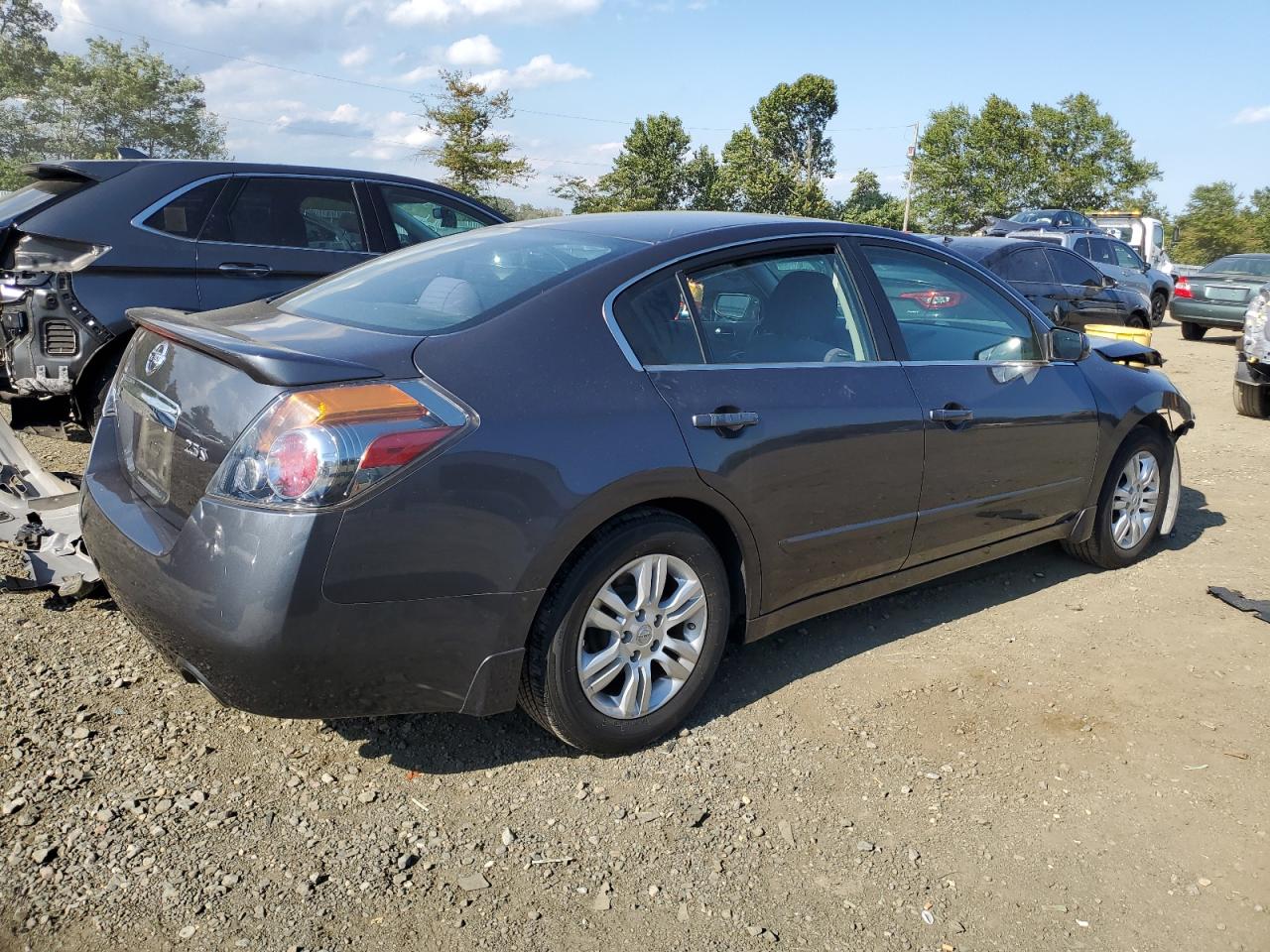 NISSAN ALTIMA BASE