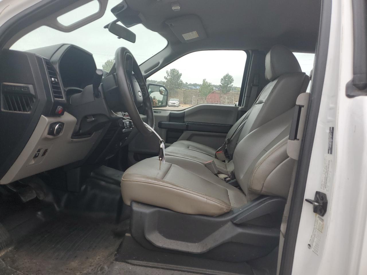 FORD F-150 SUPER CAB