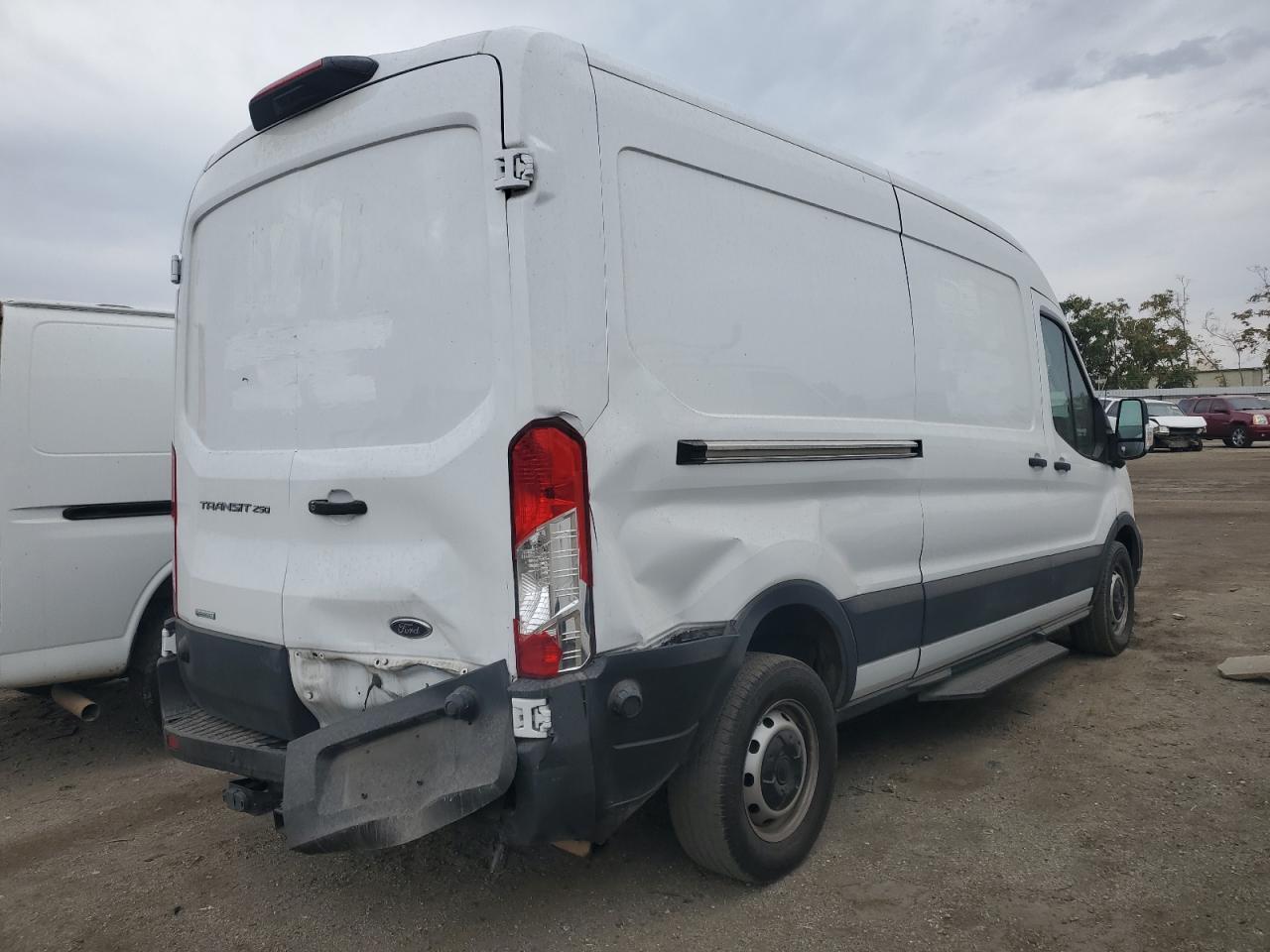 FORD TRANSIT T-250