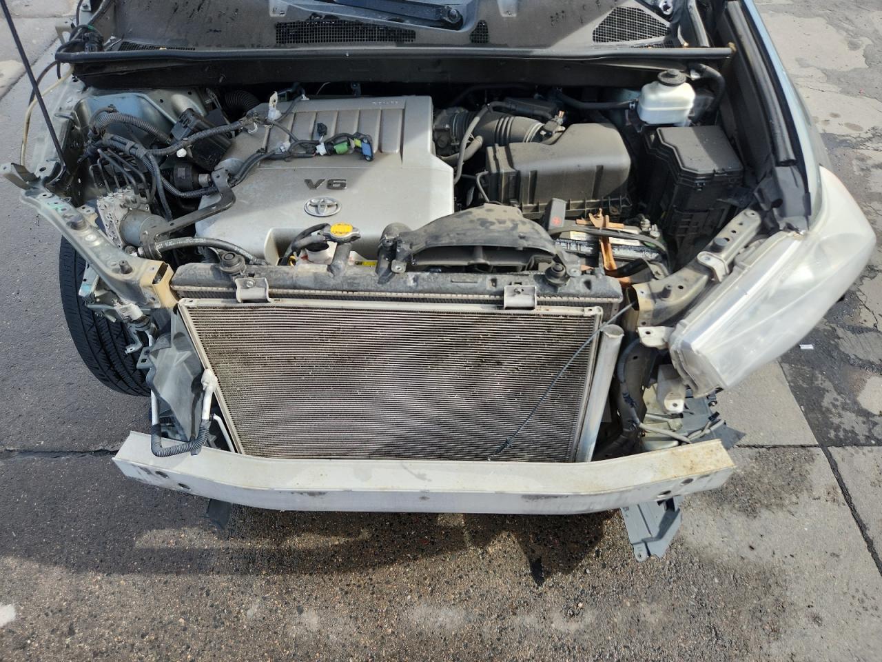 TOYOTA HIGHLANDER BASE