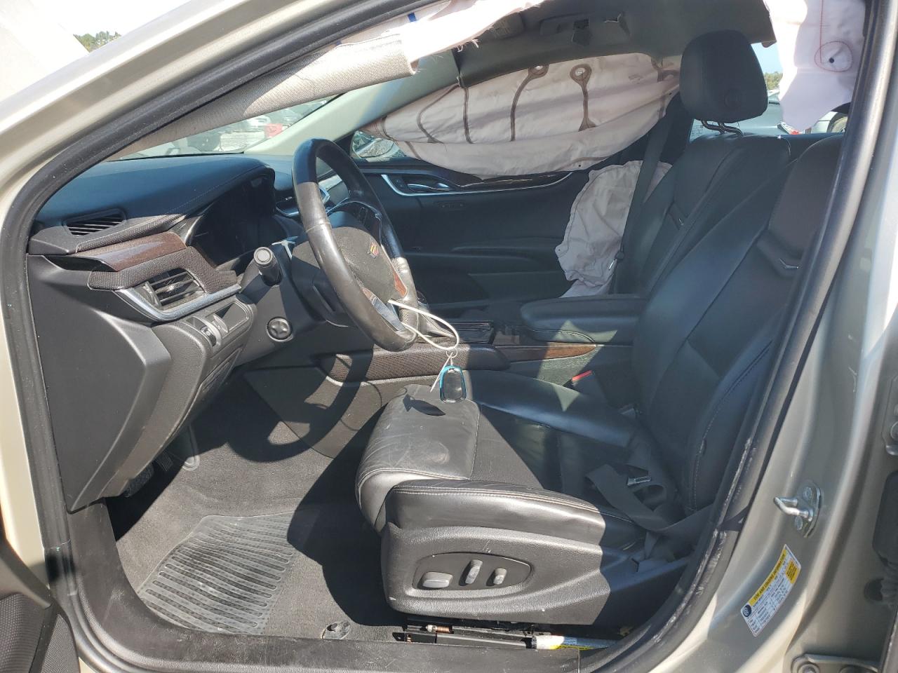 CADILLAC XTS LUXURY COLLECTION