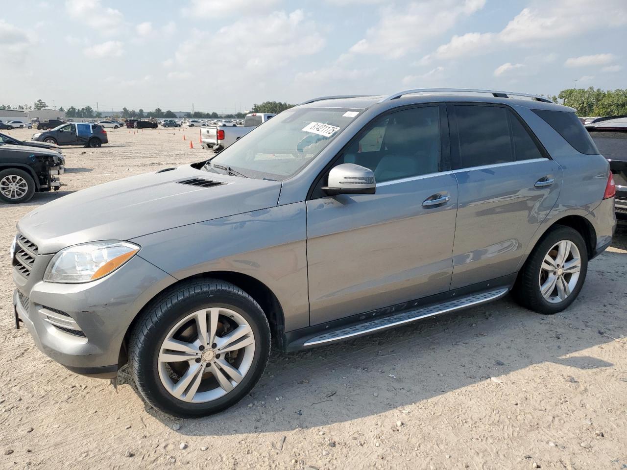 MERCEDES-BENZ M-CLASS 350