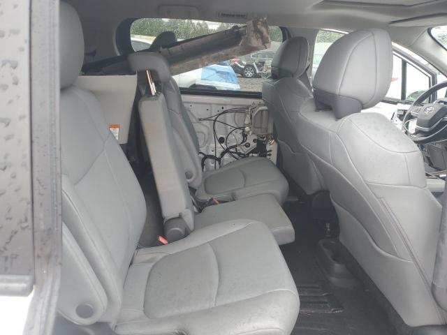 2023 TOYOTA SIENNA XLE 5TDYRKEC5PS141080