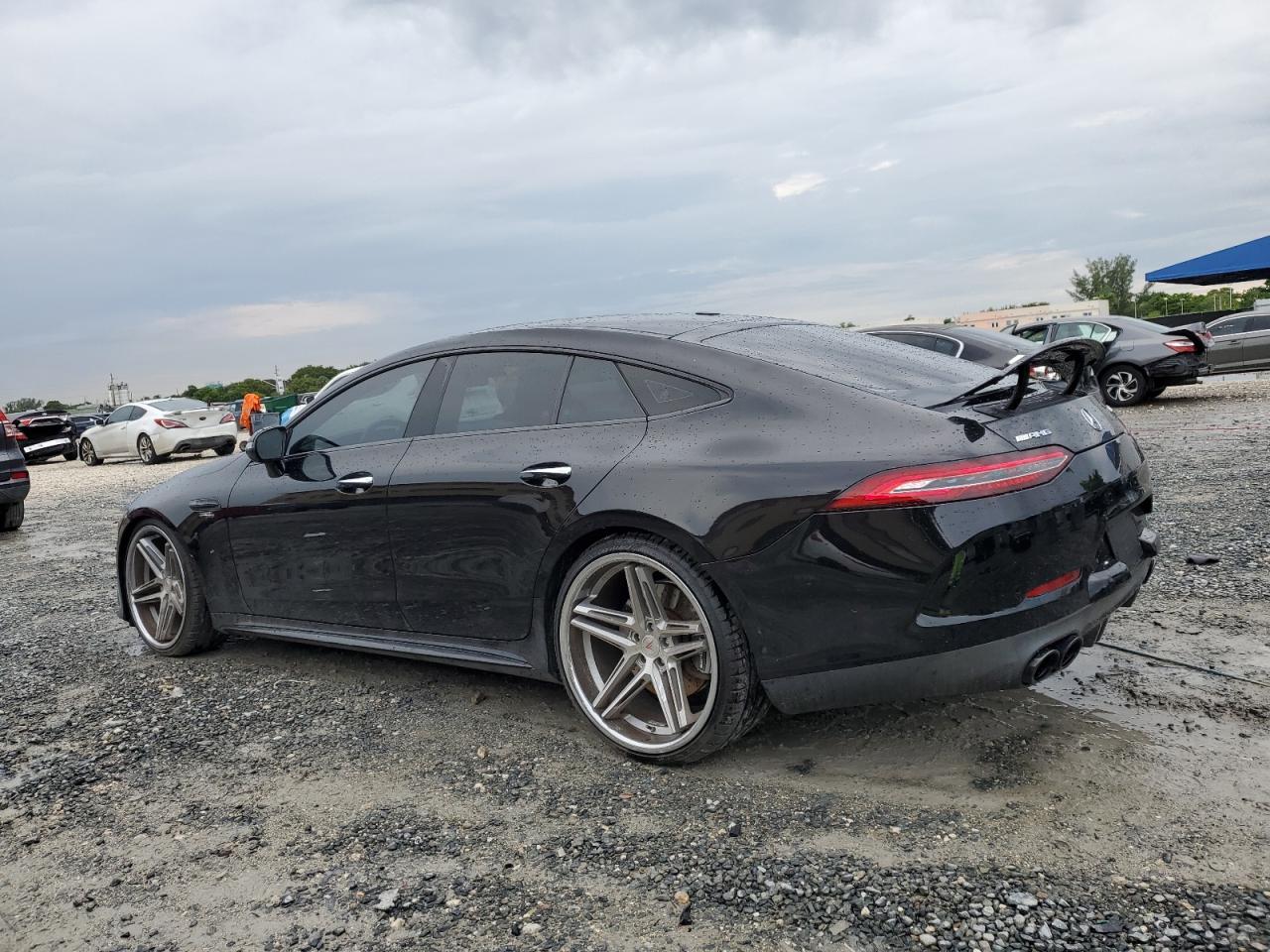 MERCEDES-BENZ AMG GT 53