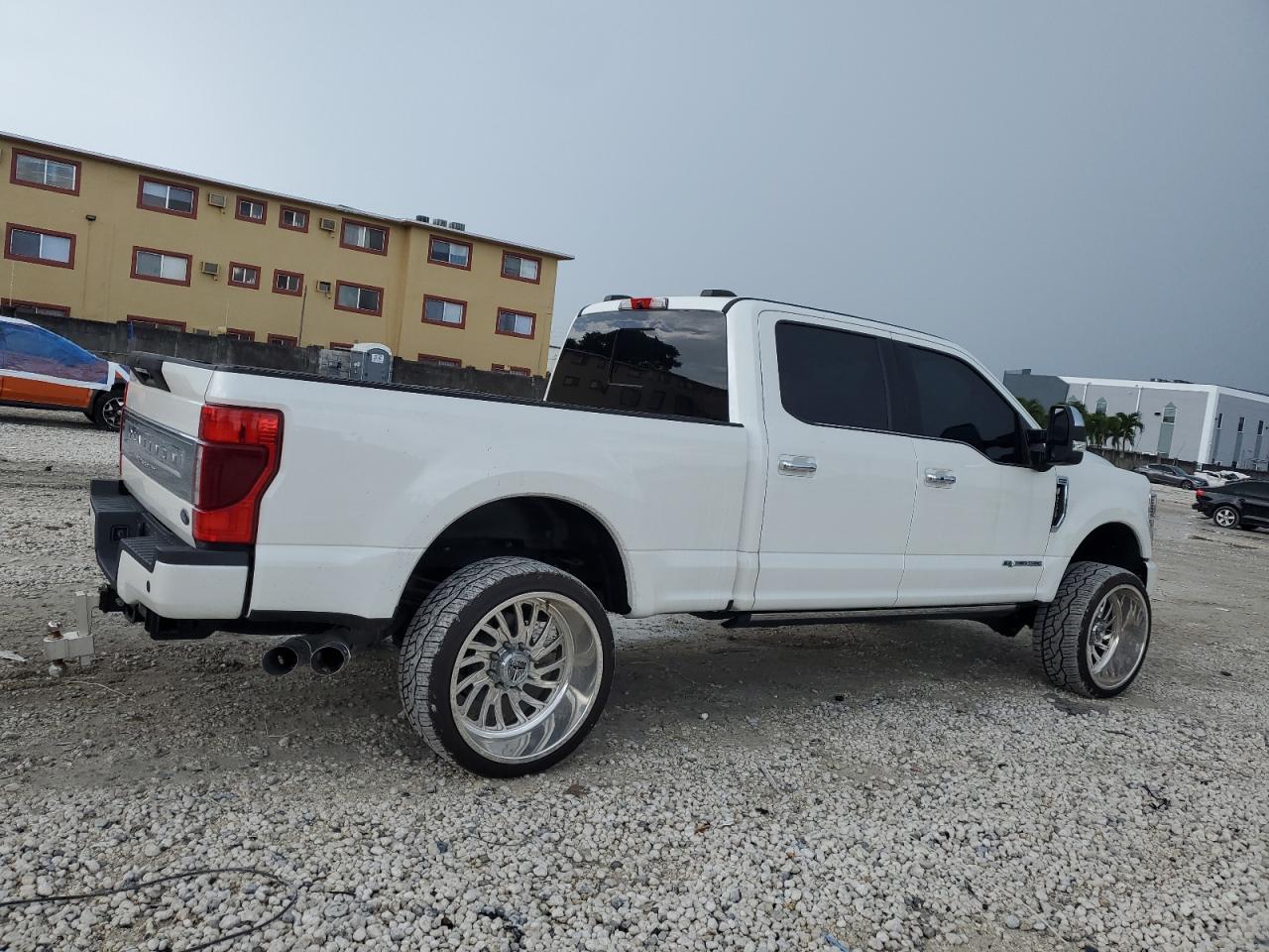 FORD F-250 SUPER DUTY