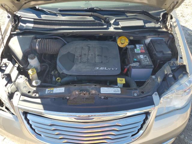 2015 CHRYSLER TOWN & COU - 2C4RC1BG2FR708618
