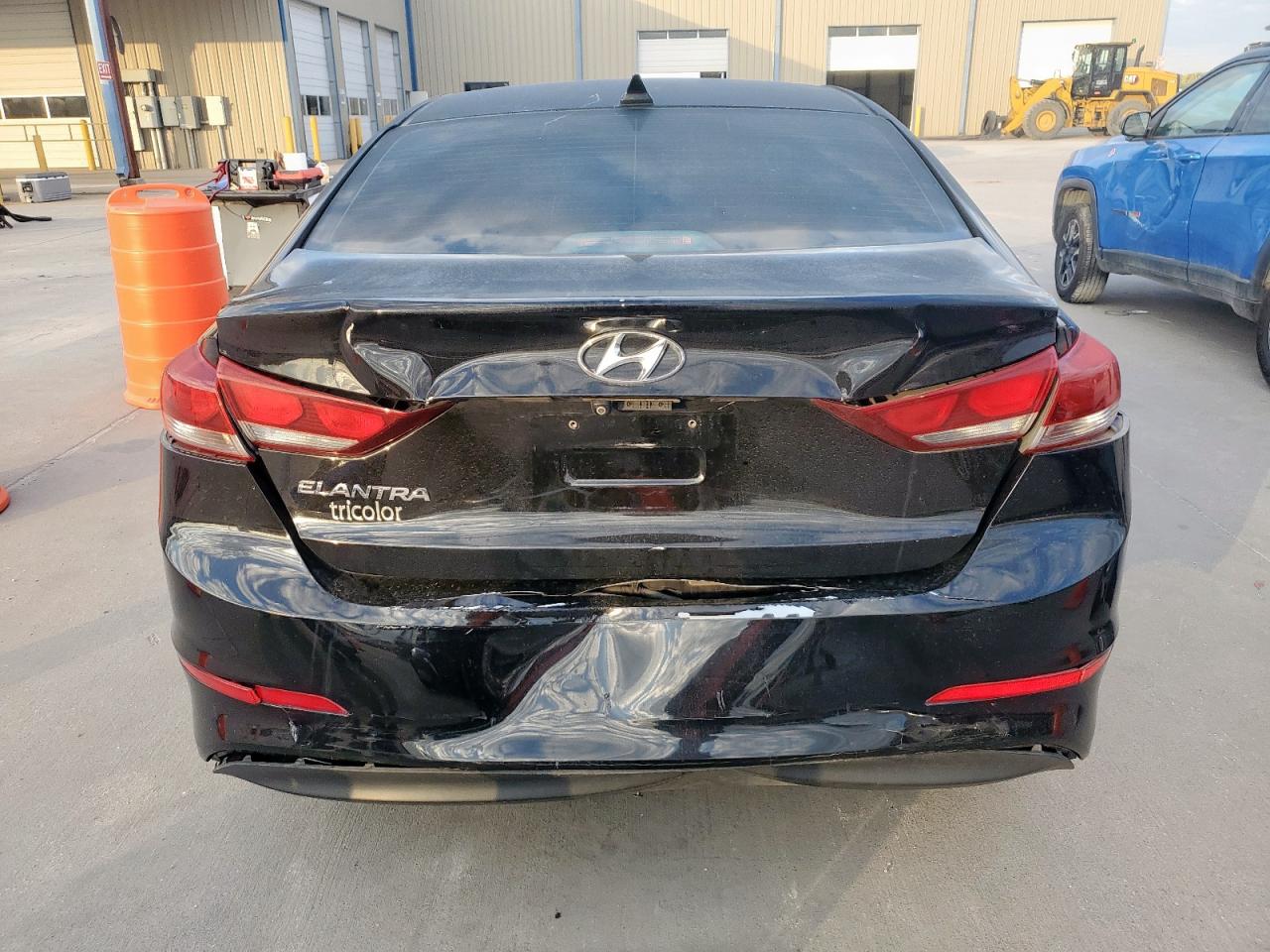 Lot #3301839352 2017 HYUNDAI ELANTRA SE