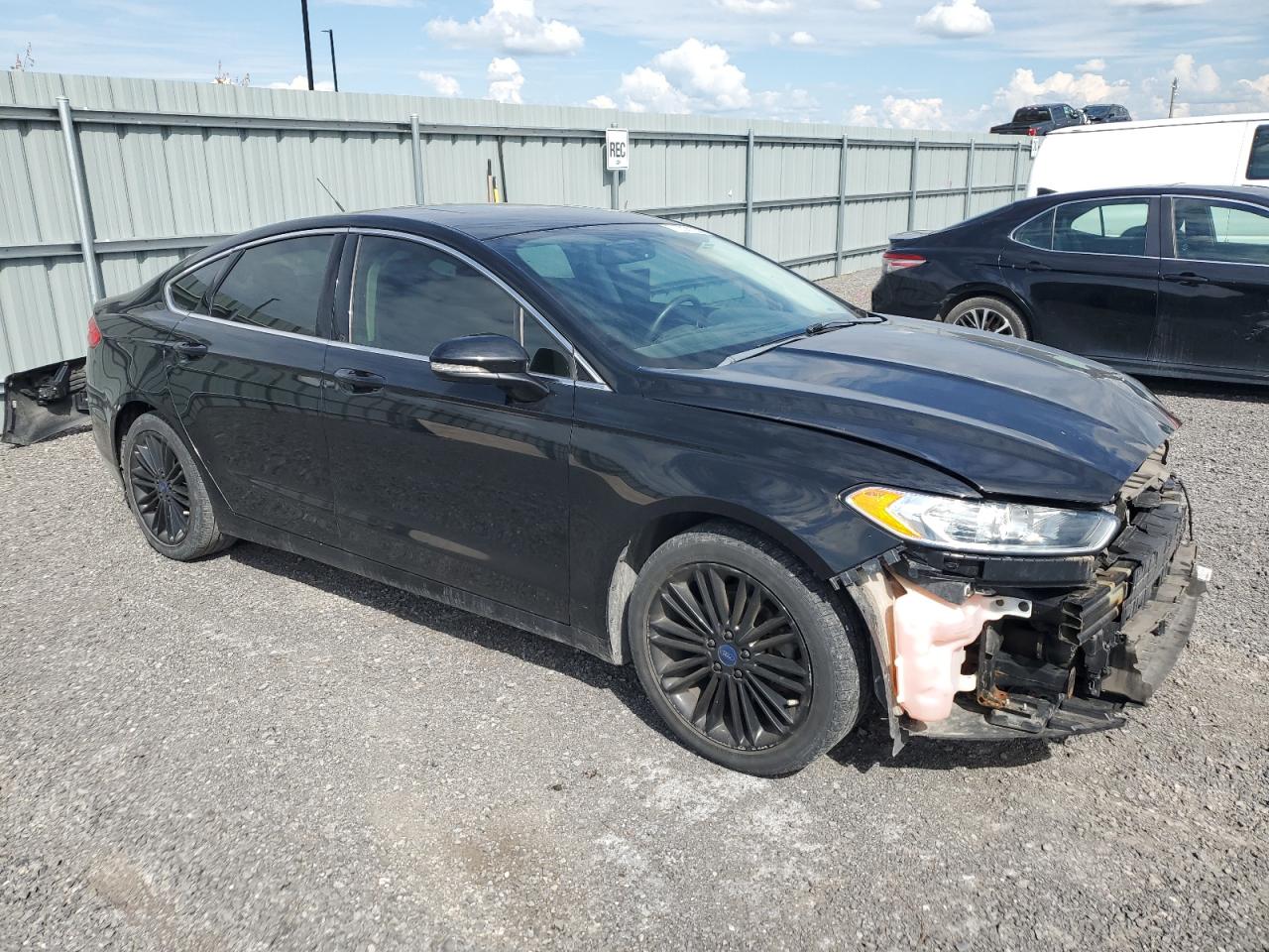 FORD FUSION SE