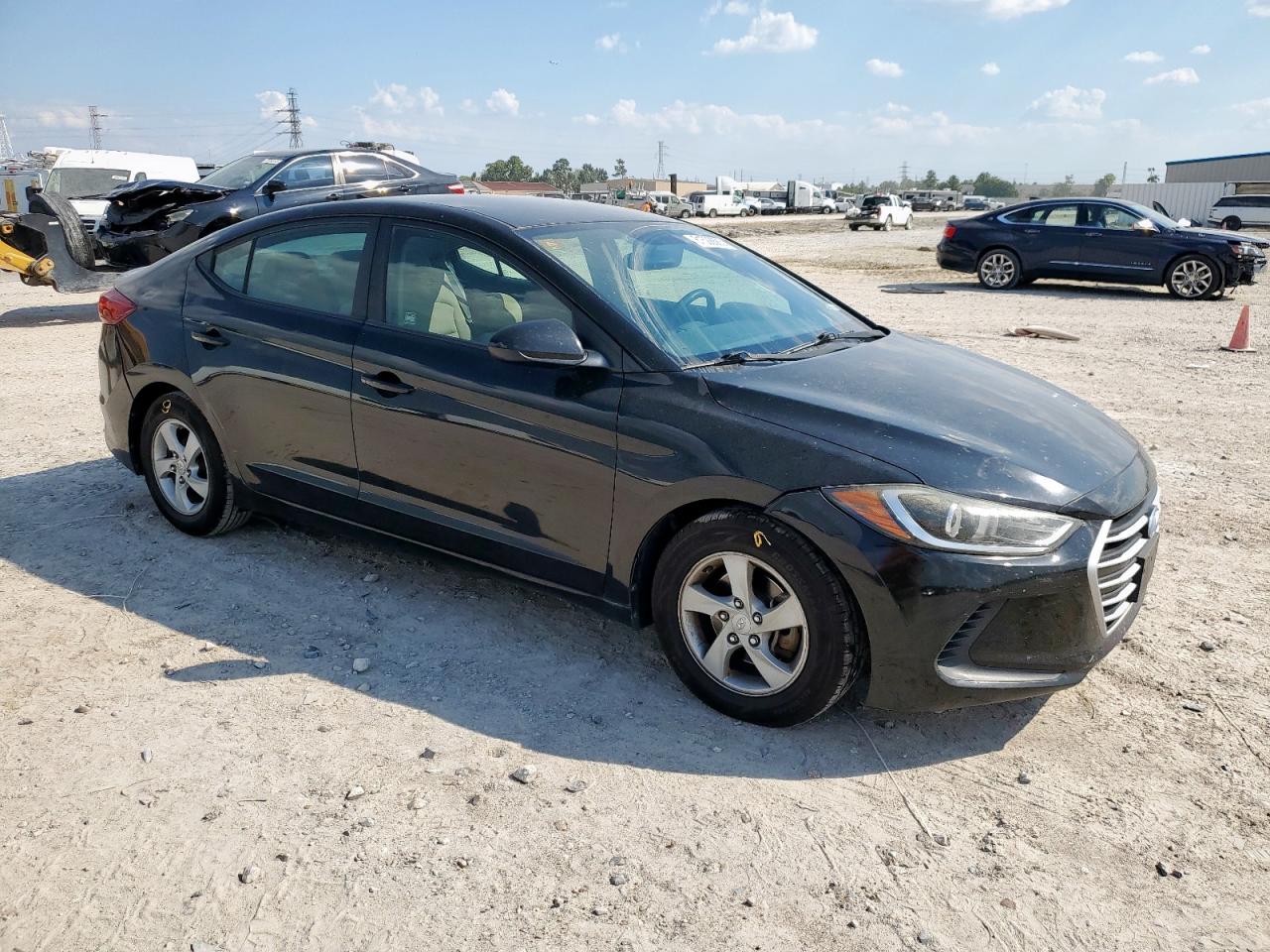 HYUNDAI ELANTRA SE