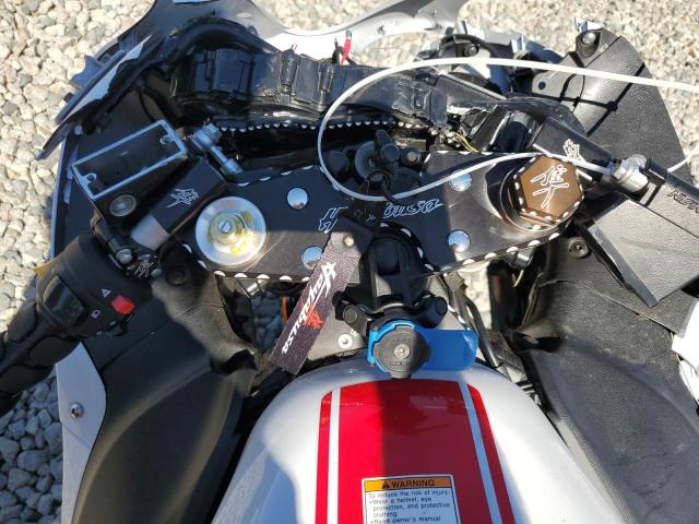 2018 SUZUKI GSX1300 RA JS1GX72B9J2100017