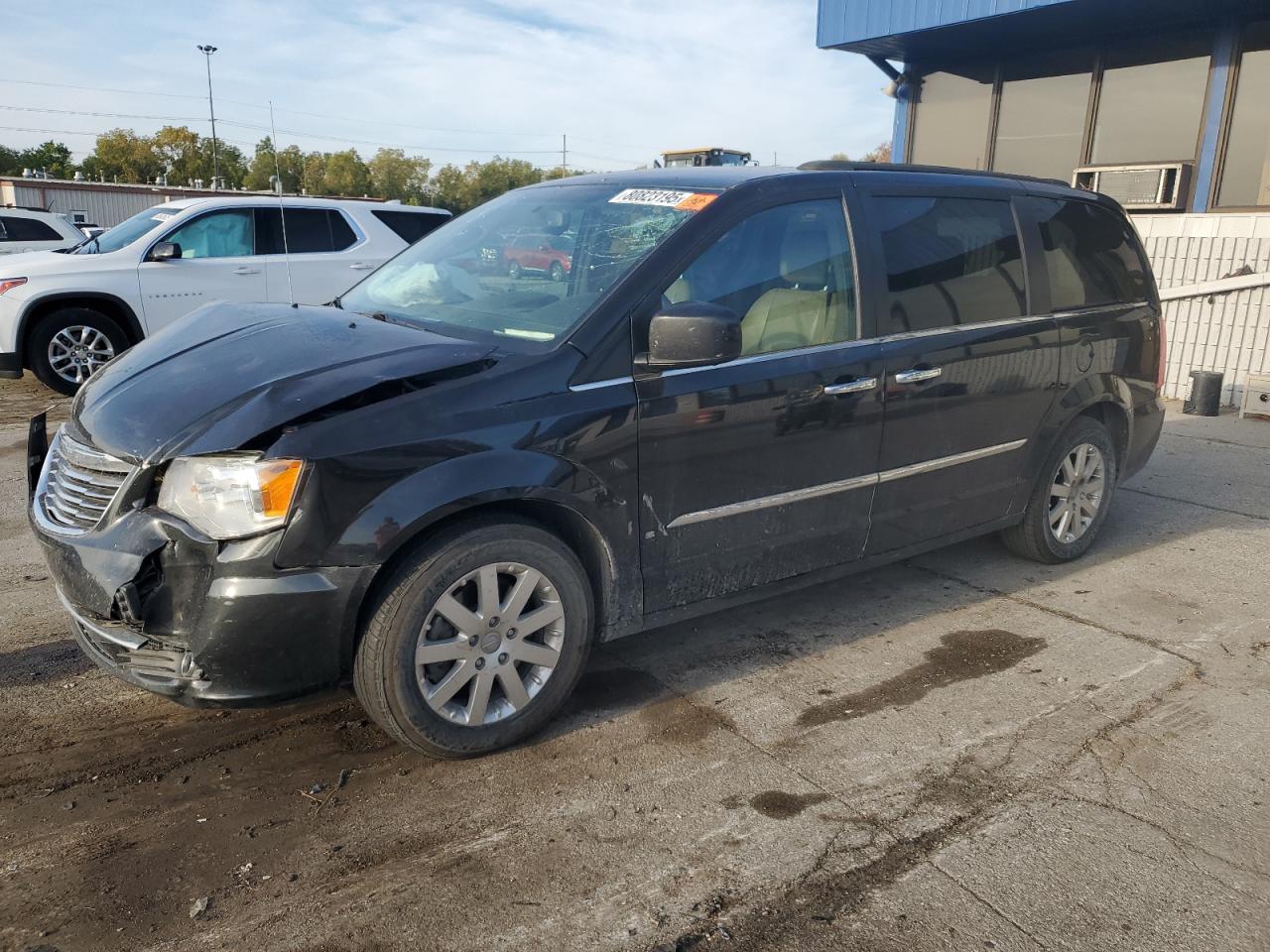 CHRYSLER TOWN & COUNTRY TOURING