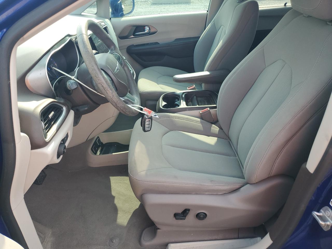 CHRYSLER PACIFICA TOURING PLUS