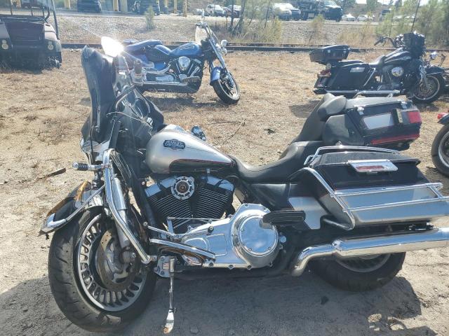 2010 HARLEY-DAVIDSON FLHTCU 1HD1FC410AB610637