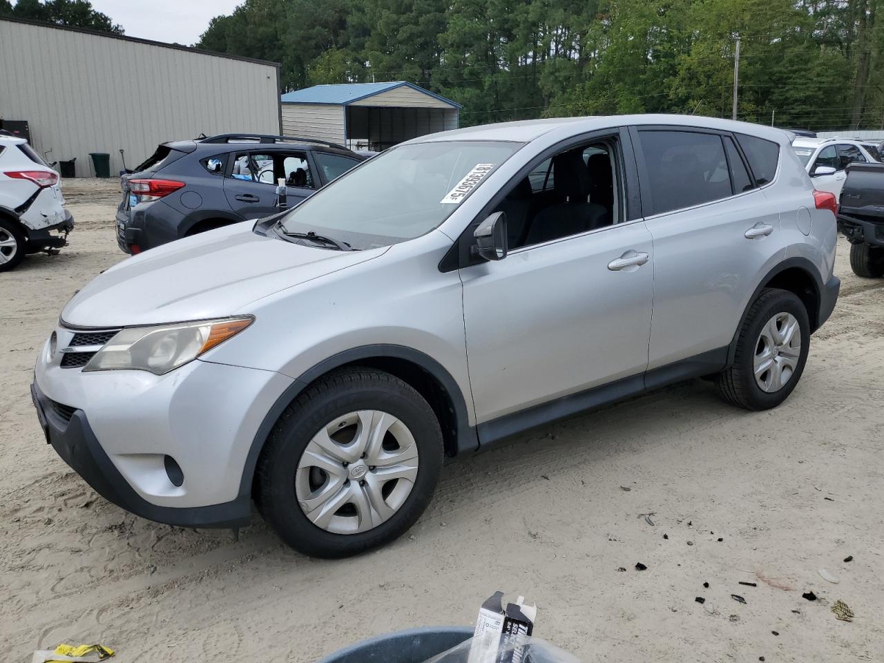TOYOTA RAV4 LE