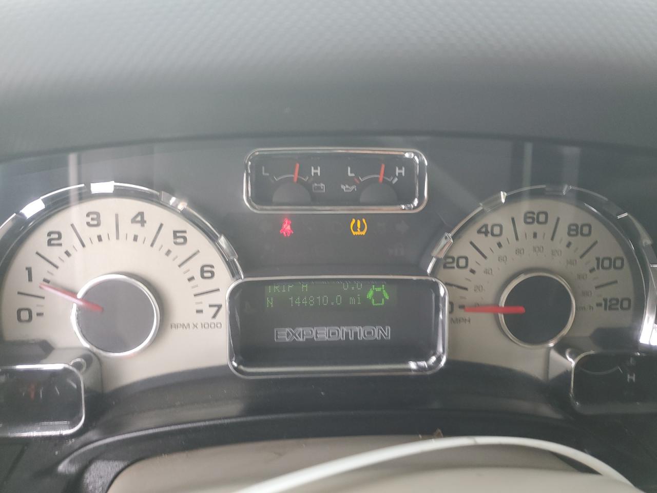 FORD EXPEDITION LIMITED