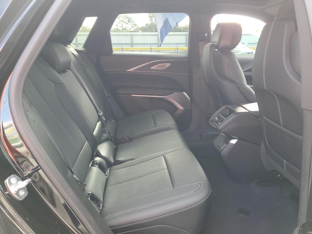 CADILLAC LYRIQ SPORT